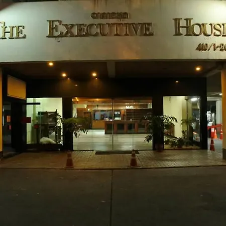 Suriwongse Tower Inn