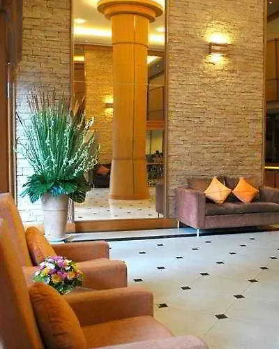 Hotel Suriwongse Tower 3*