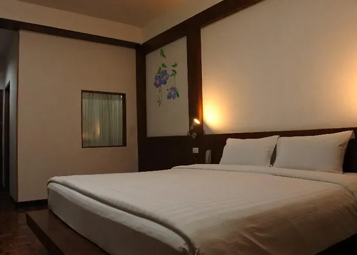 Hotel Suriwongse Tower